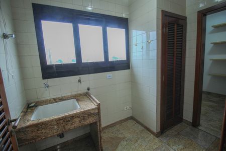 Área de serviço de apartamento para alugar com 3 quartos, 160m² em Vila Regente Feijó, São Paulo
