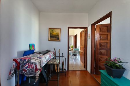 Casa à venda com 239m², 2 quartos e 2 vagas Casa à venda com 239m², 2 quartos e 2 vagasQuarto Suíte