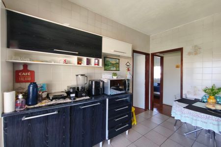 Casa à venda com 239m², 2 quartos e 2 vagas Casa à venda com 239m², 2 quartos e 2 vagasCozinha