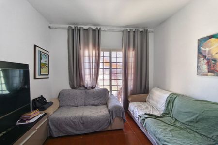 Sala de TV de casa à venda com 2 quartos, 239m² em Jardim Santa Lúcia, Campinas