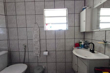 Banheiro Suíte de casa à venda com 2 quartos, 239m² em Jardim Santa Lúcia, Campinas