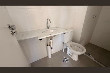 Apartamento para alugar com 43m², 2 quartos e 1 vaga Apartamento para alugar com 43m², 2 quartos e 1 vagaBanheiro