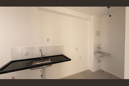 Apartamento para alugar com 43m², 2 quartos e 1 vaga Apartamento para alugar com 43m², 2 quartos e 1 vagaCozinha e Área de Serviço
