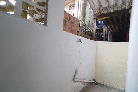 Área de serviço de casa para alugar com 2 quartos, 95m² em Jardim Santa Francisca Cabrini, São Paulo