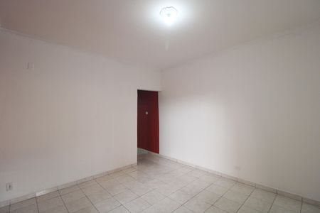 Quarto de casa para alugar com 2 quartos, 95m² em Jardim Santa Francisca Cabrini, São Paulo