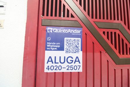 Placa de casa para alugar com 2 quartos, 95m² em Jardim Santa Francisca Cabrini, São Paulo