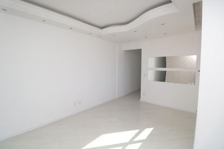 Sala de apartamento para alugar com 2 quartos, 75m² em Vila Príncipe de Gales, Santo André