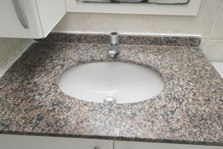 Banheiro de apartamento para alugar com 2 quartos, 75m² em Vila Príncipe de Gales, Santo André