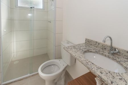 Banheiro  de apartamento para alugar com 2 quartos, 55m² em Parque Orestes Ongaro, Sumaré