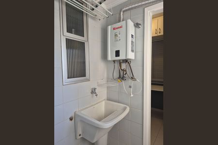 ÁREA DE SERVIÇO de apartamento à venda com 3 quartos, 88m² em Cambuí, Campinas
