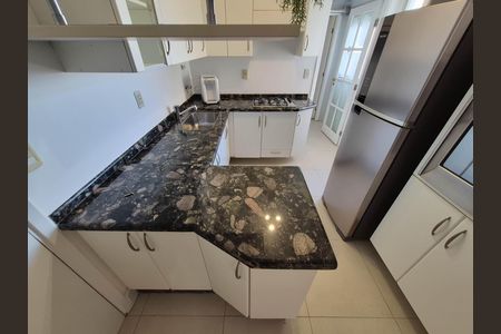 Apartamento à venda com 88m², 3 quartos e 1 vagaCOZINHA