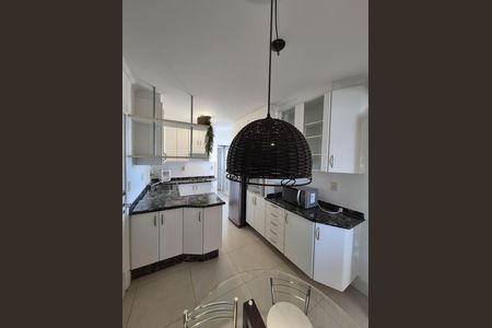 Apartamento à venda com 88m², 3 quartos e 1 vagaCOZINHA