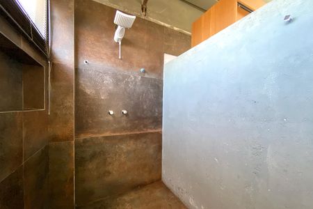 Casa para alugar com 182m², 3 quartos e 1 vaga Casa para alugar com 182m², 3 quartos e 1 vagaBanheiro da Suíte 1