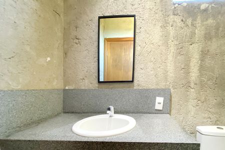 Casa para alugar com 182m², 3 quartos e 1 vaga Casa para alugar com 182m², 3 quartos e 1 vagaBanheiro da Suíte 3