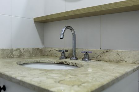 Banheiro de kitnet/studio para alugar com 1 quarto, 35m² em Campos Elíseos, São Paulo