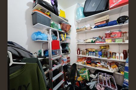 Apartamento à venda com 92m², 2 quartos e sem vaga Apartamento à venda com 92m², 2 quartos e sem vagaQuarto de Serviço