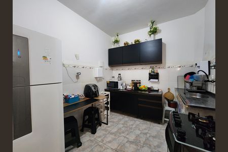 Apartamento à venda com 92m², 2 quartos e sem vaga Apartamento à venda com 92m², 2 quartos e sem vagaCozinha