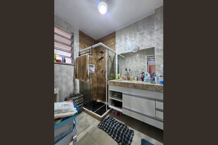 Apartamento à venda com 92m², 2 quartos e sem vaga Apartamento à venda com 92m², 2 quartos e sem vagaBanheiro