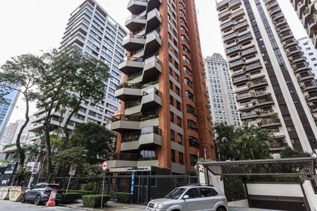 Apartamento para alugar com 165m², 2 quartos e 3 vagas Apartamento para alugar com 165m², 2 quartos e 3 vagasFachada