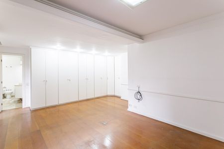 Apartamento para alugar com 165m², 2 quartos e 3 vagas Apartamento para alugar com 165m², 2 quartos e 3 vagasQuarto Suíte