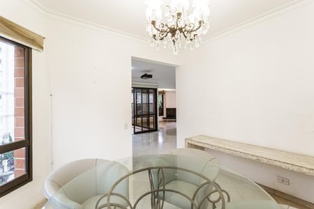 Apartamento para alugar com 165m², 2 quartos e 3 vagas Apartamento para alugar com 165m², 2 quartos e 3 vagasSala