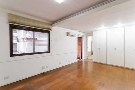 Apartamento para alugar com 165m², 2 quartos e 3 vagas Apartamento para alugar com 165m², 2 quartos e 3 vagasQuarto Suíte