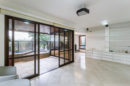 Apartamento para alugar com 165m², 2 quartos e 3 vagas Apartamento para alugar com 165m², 2 quartos e 3 vagasSala