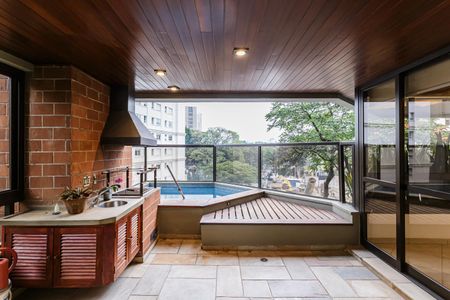 Apartamento para alugar com 165m², 2 quartos e 3 vagas Apartamento para alugar com 165m², 2 quartos e 3 vagasVaranda da Sala