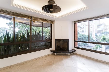 Apartamento para alugar com 165m², 2 quartos e 3 vagas Apartamento para alugar com 165m², 2 quartos e 3 vagasSala