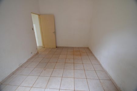 Casa à venda com 60m², 1 quarto e 8 vagasQuarto