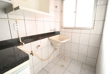 Área de Serviço de apartamento para alugar com 2 quartos, 54m² em Granada, Uberlândia