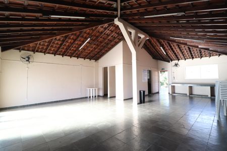 Apartamento para alugar com 54m², 2 quartos e 1 vagaÁrea comum - Salão de festas