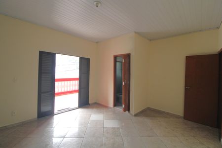 Suíte de casa para alugar com 2 quartos, 155m² em Jardim Santa Francisca Cabrini, São Paulo