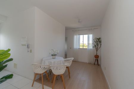 Apartamento para alugar com 41m², 2 quartos e 1 vaga Apartamento para alugar com 41m², 2 quartos e 1 vagaSala de Estar/Jantar