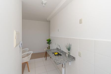 Apartamento para alugar com 41m², 2 quartos e 1 vaga Apartamento para alugar com 41m², 2 quartos e 1 vagaCozinha e Área de Serviço