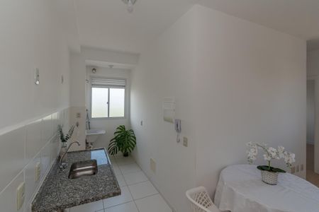 Apartamento para alugar com 41m², 2 quartos e 1 vaga Apartamento para alugar com 41m², 2 quartos e 1 vagaCozinha e Área de Serviço