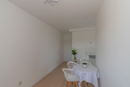 Apartamento para alugar com 41m², 2 quartos e 1 vaga Apartamento para alugar com 41m², 2 quartos e 1 vagaSala de Estar/Jantar
