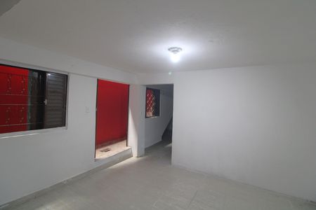 Sala de casa para alugar com 1 quarto, 80m² em Jardim Santa Francisca Cabrini, São Paulo