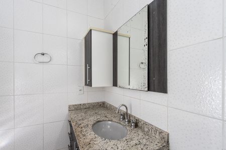 Apartamento para alugar com 120m², 2 quartos e sem vagaBanheiro