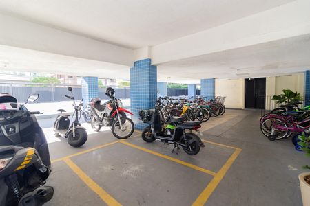 Apartamento à venda com 2 quartos, 68m² em Vila Valqueire, Rio de Janeiro