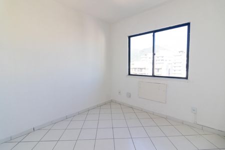 Apartamento à venda com 68m², 2 quartos e 1 vaga