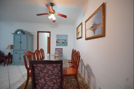 Casa de condomínio para alugar com 200m², 3 quartos e 3 vagasSala de Jantar