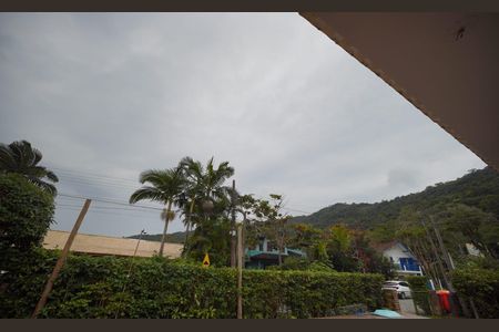 Casa de condomínio para alugar com 200m², 3 quartos e 3 vagas Casa de condomínio para alugar com 200m², 3 quartos e 3 vagasVista do Quarto 3