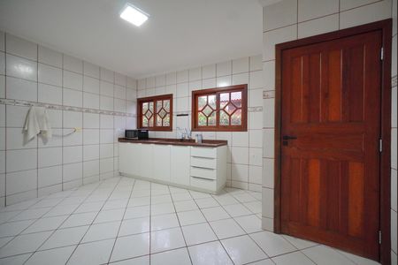 Casa de condomínio para alugar com 200m², 3 quartos e 3 vagasCozinha