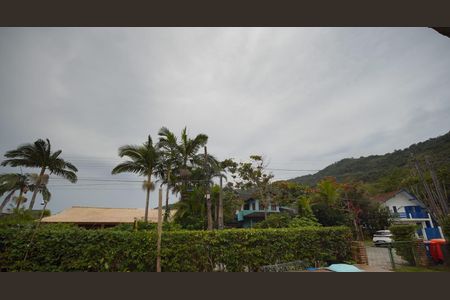 Casa de condomínio para alugar com 200m², 3 quartos e 3 vagas Casa de condomínio para alugar com 200m², 3 quartos e 3 vagasVista do Quarto 2