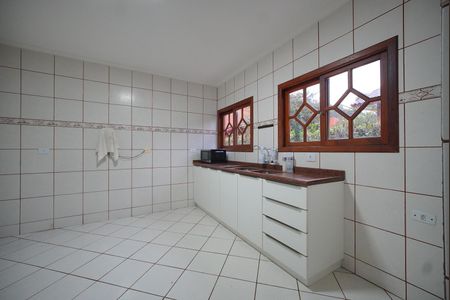 Casa de condomínio para alugar com 200m², 3 quartos e 3 vagasCozinha