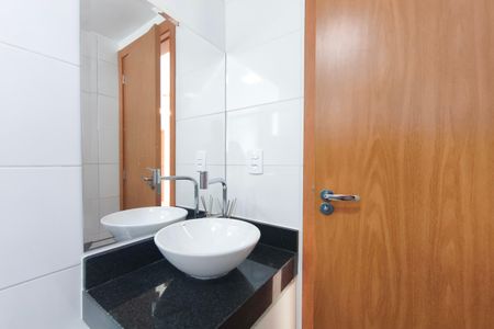 Apartamento para alugar com 44m², 2 quartos e 1 vagaBanheiro