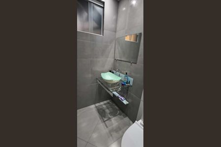 Banheiro de casa para alugar com 2 quartos, 85m² em Bangu, Rio de Janeiro