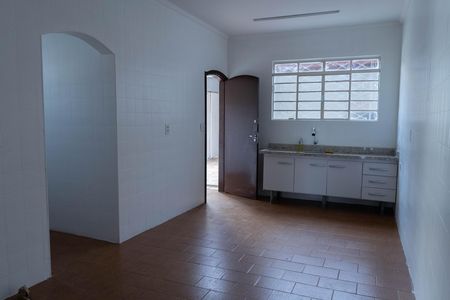 Casa para alugar com 118m², 1 quarto e 2 vagasCozinha