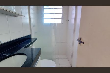 Banheiro  de apartamento para alugar com 2 quartos, 47m² em Vila Urupes, Suzano